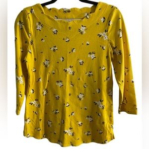 Croft & Barrow Yellow Floral Scalloped Top